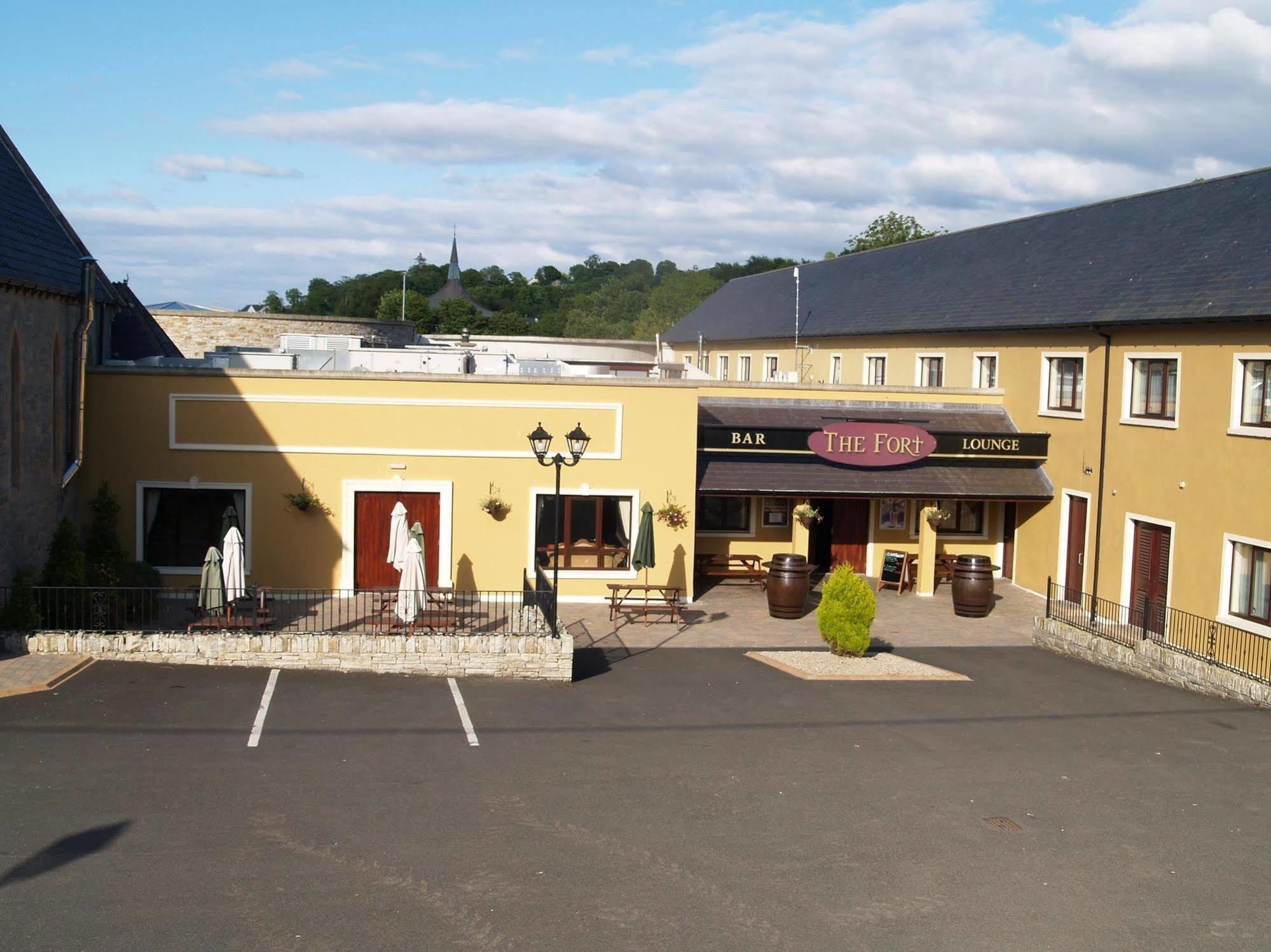 An Grianan Hotel Burt Exterior foto