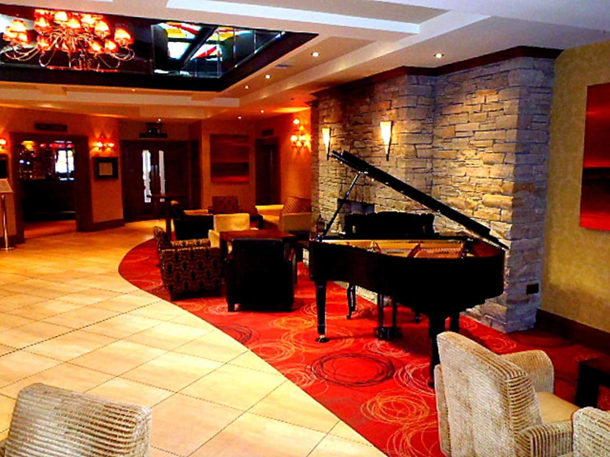 An Grianan Hotel Burt Exterior foto